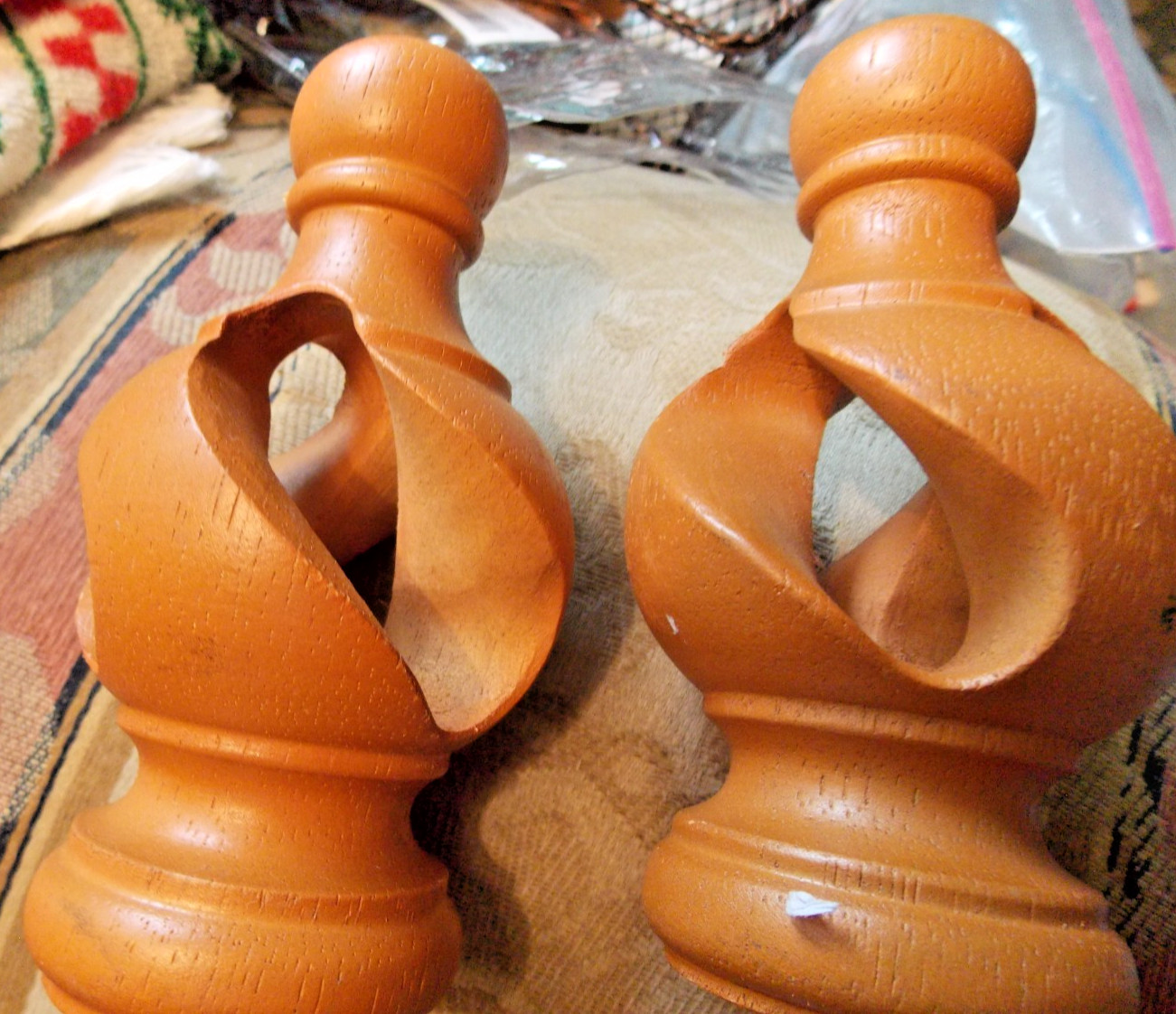 Vintage Pair of Wooden Drapery Curtain Rod Screw-On Finials