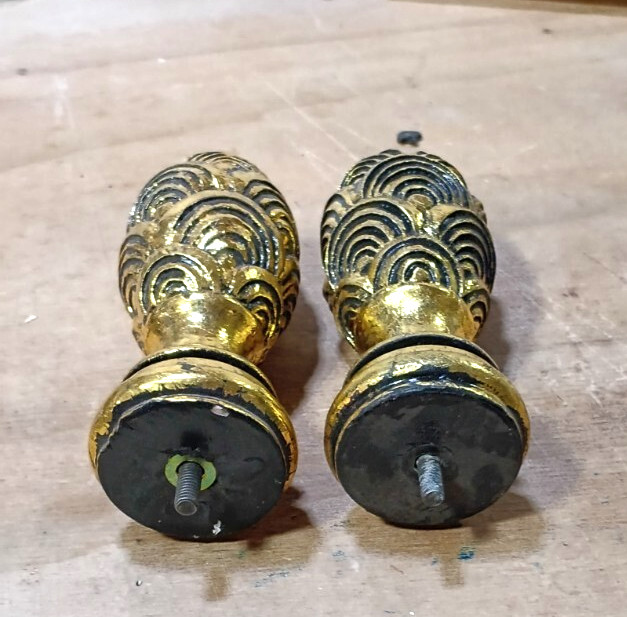 Used 1 Pair of Wooden Drapery Curtain Rod End Finials – Screw On – Gold & Black