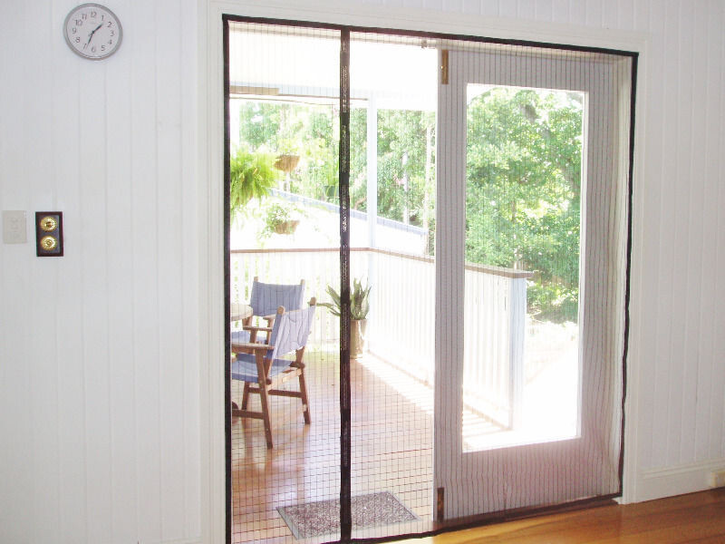 Bug Mesh Magnetic Insect Screens – 120cm wide x 250cm high Mosquito & Fly